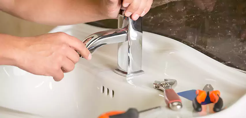 Bathtub Faucet Replacement in Delray Beach